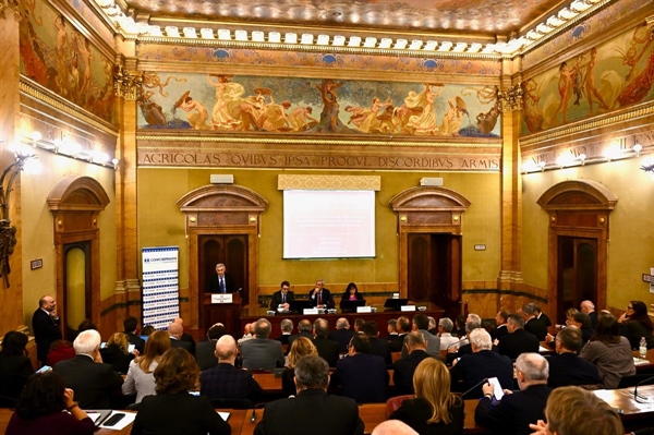 Competitività e futuro del vino italiano tra sfide globali e identità