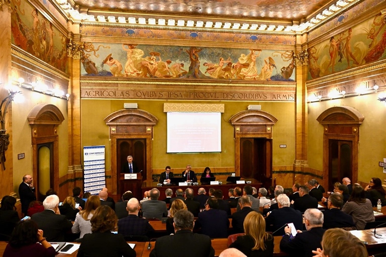 Competitività e futuro del vino italiano tra sfide globali e identità